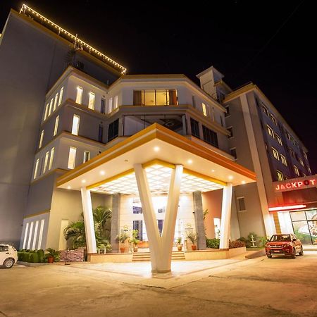 Hotel Siddhartha, Nepalgunj Ngoại thất bức ảnh