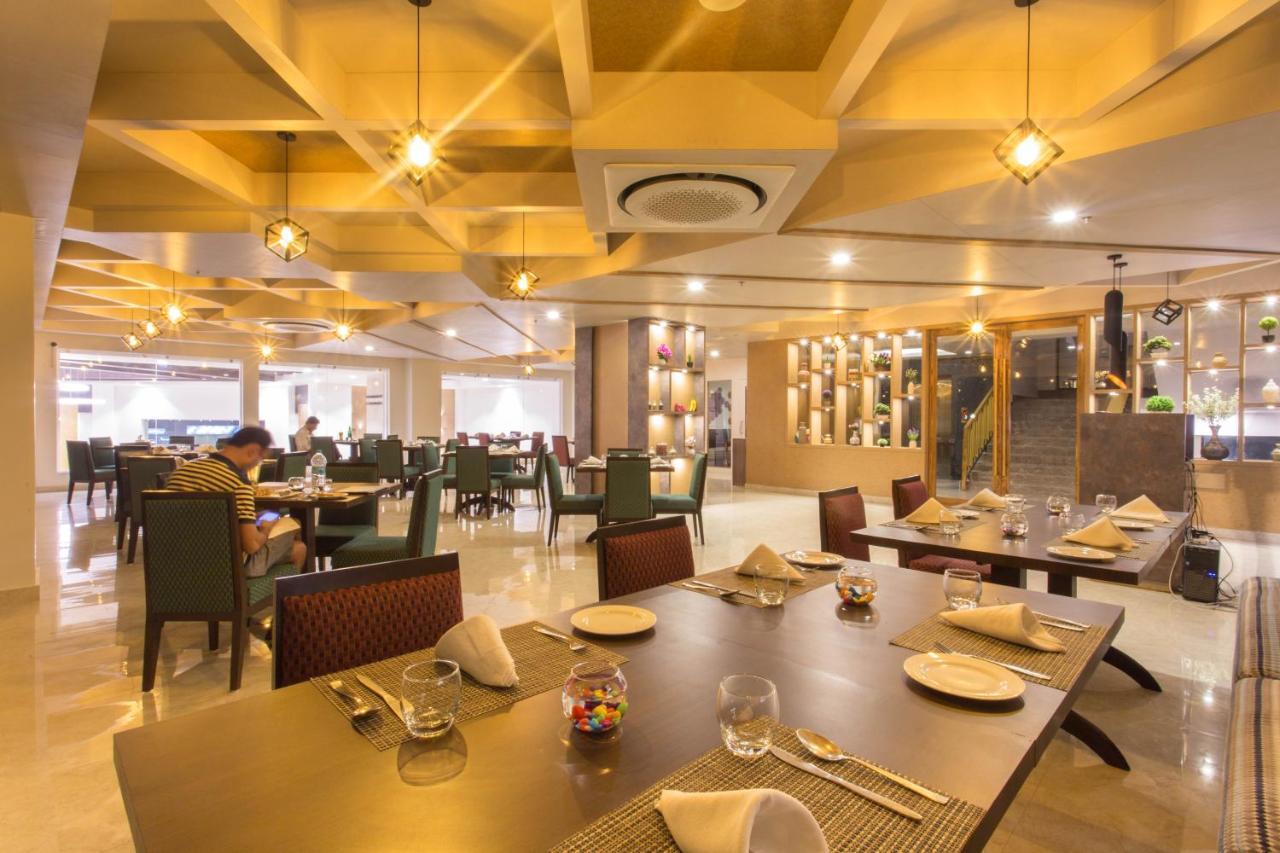Hotel Siddhartha, Nepalgunj Ngoại thất bức ảnh