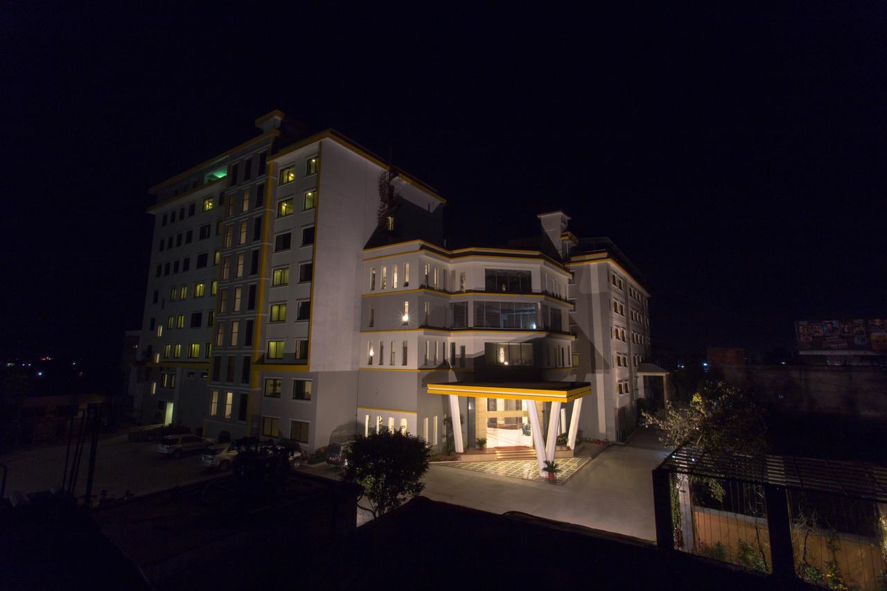 Hotel Siddhartha, Nepalgunj Ngoại thất bức ảnh
