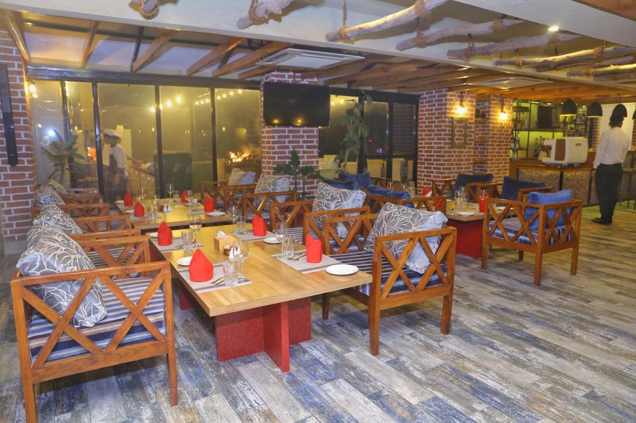 Hotel Siddhartha, Nepalgunj Ngoại thất bức ảnh